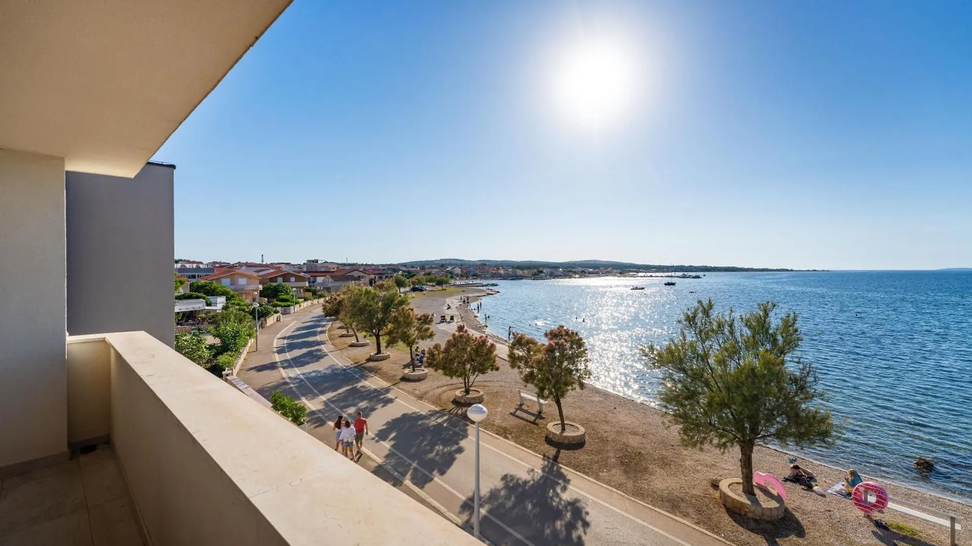 Lägenhet Luxury Beachfront Paradise Vir